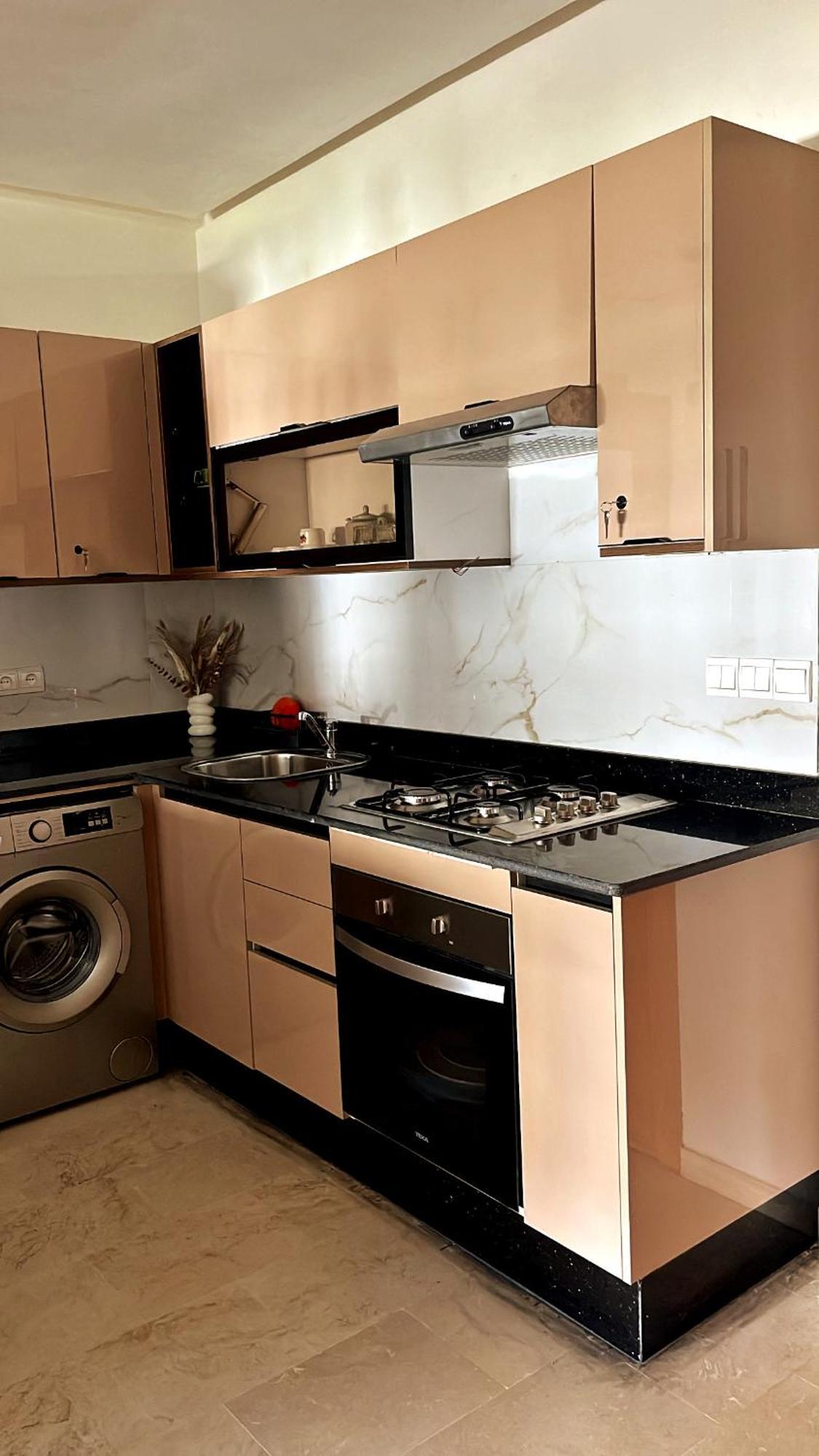 Elegant Appartement Avec Un Acces Piscine Jardin Parking Sous-Sol Et Wifi Haut Debit Fibre Optique Tanger Buitenkant foto