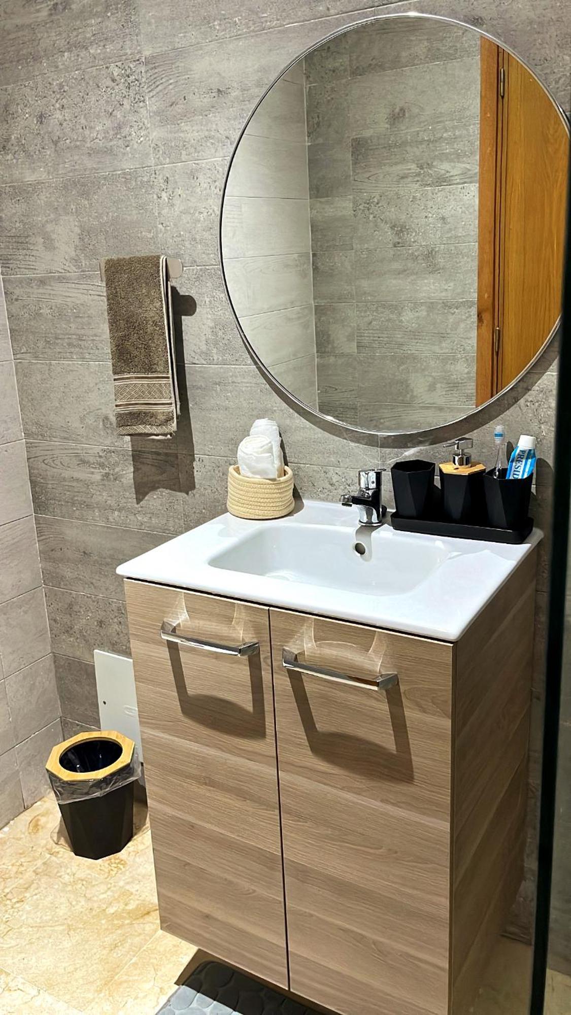 Elegant Appartement Avec Un Acces Piscine Jardin Parking Sous-Sol Et Wifi Haut Debit Fibre Optique Tanger Buitenkant foto