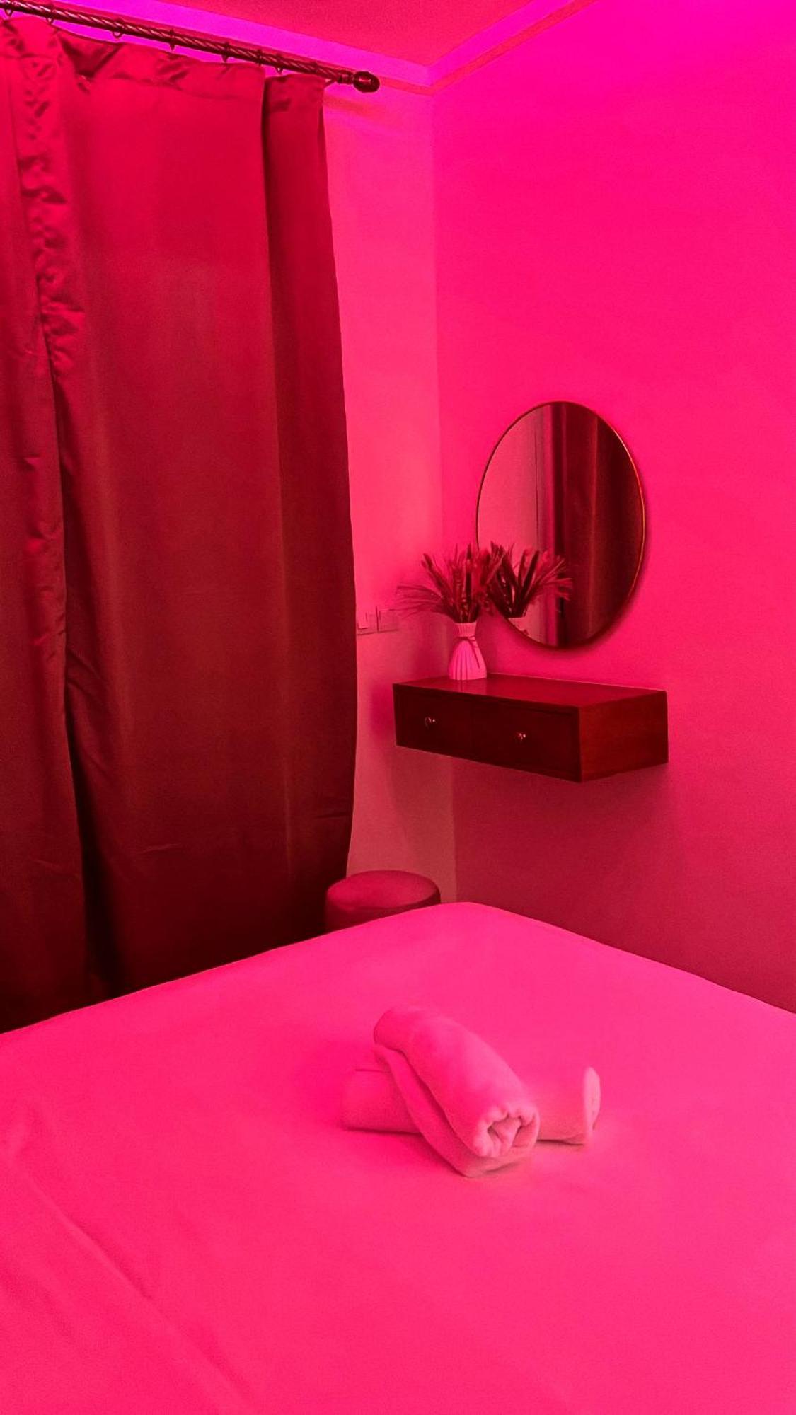 Elegant Appartement Avec Un Acces Piscine Jardin Parking Sous-Sol Et Wifi Haut Debit Fibre Optique Tanger Buitenkant foto