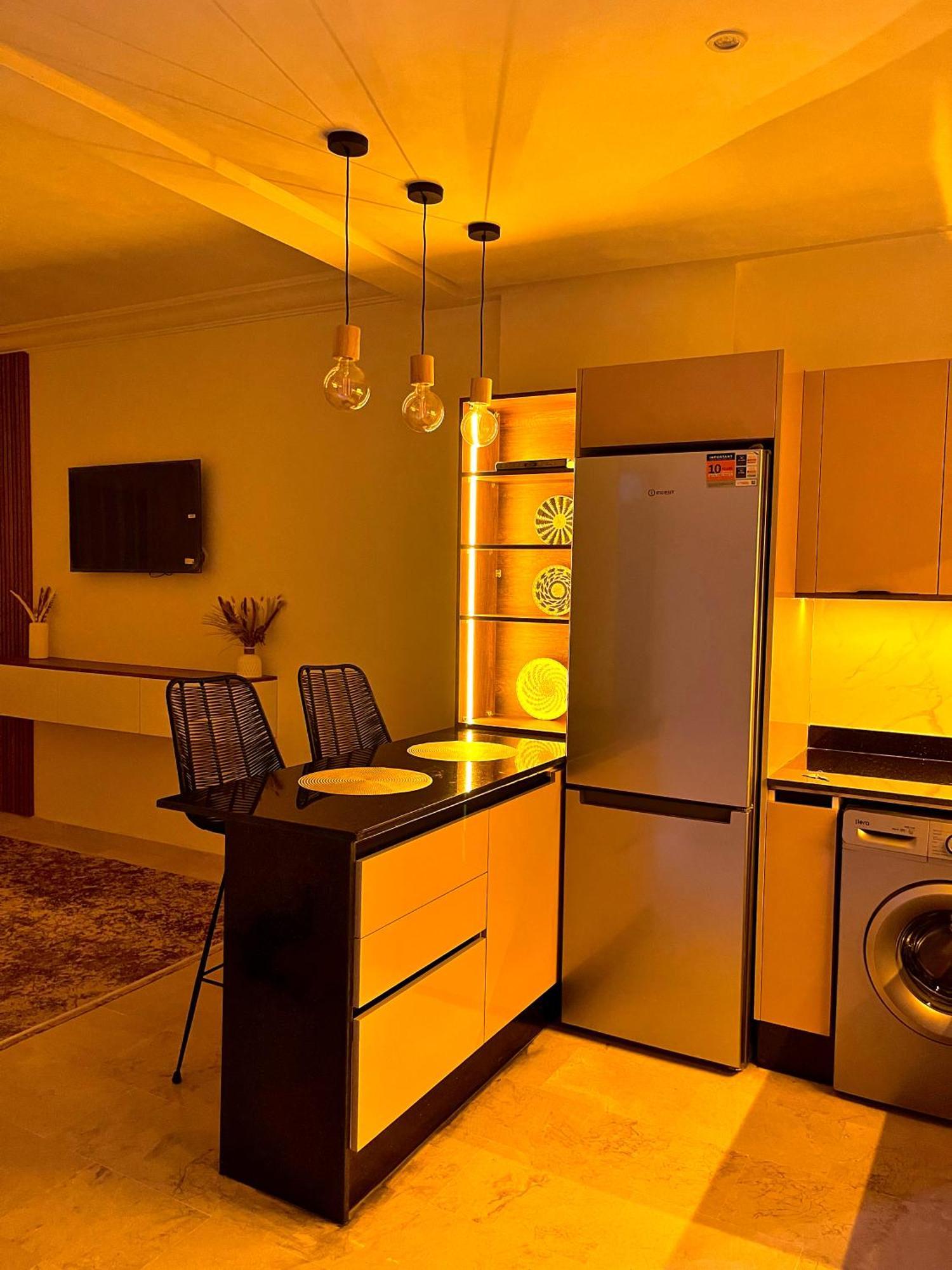 Elegant Appartement Avec Un Acces Piscine Jardin Parking Sous-Sol Et Wifi Haut Debit Fibre Optique Tanger Buitenkant foto